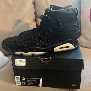 Jordan Flyknit Elevation 23